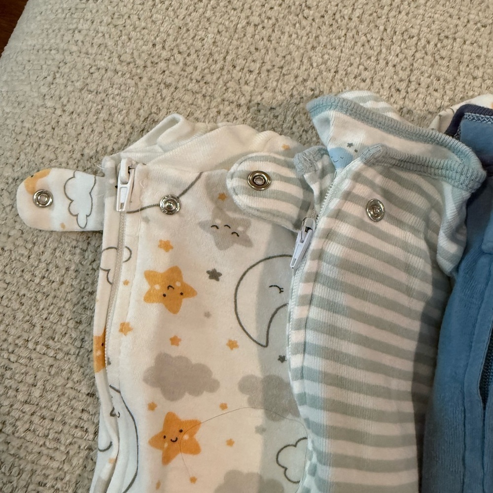Koala Kids Footies - Gray, Blue, Green, White - Picture 2 of 7
